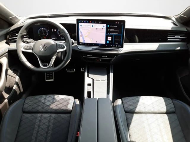 Volkswagen Passat R-Line Variant eHybrid