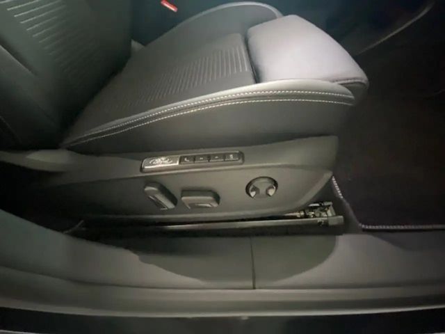 Ford Explorer Extended range RWD