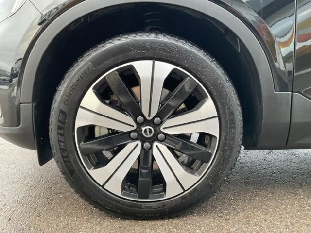 Volvo XC40 Dark Plus T5
