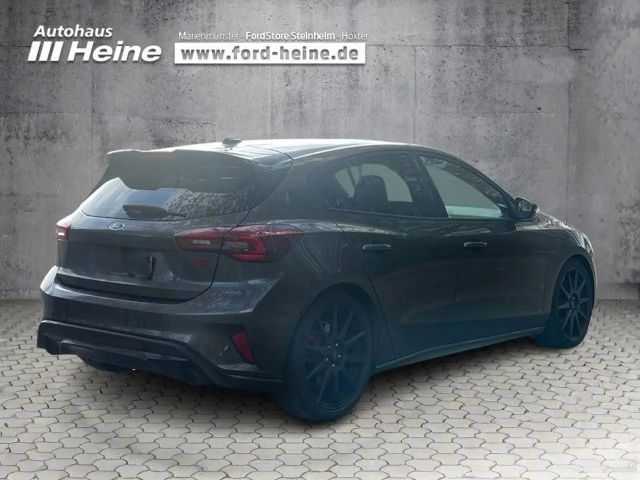 Ford Focus EcoBoost ST Line