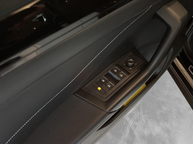 Volkswagen T-Roc 1.5 TSI DSG R-Line