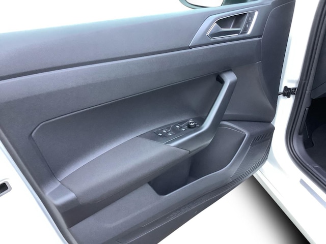 Volkswagen Taigo 1.0 TSI DSG R-Line