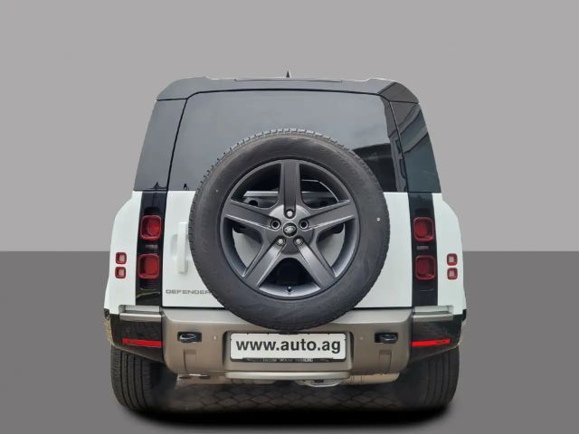 Land Rover Defender 110 D300 Dynamic SE