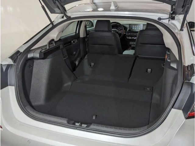 Honda Civic Advance e:HEV