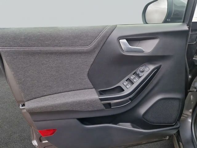 Ford Puma EcoBoost Titanium