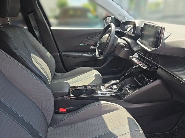 Peugeot E-2008 Allure Pack