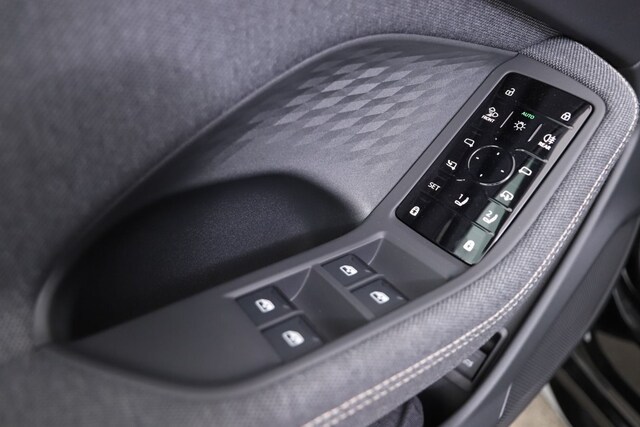 Audi A6 Avant Quattro S-Tronic