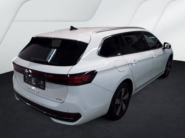 Volkswagen Passat 1.5 eTSI Business Variant