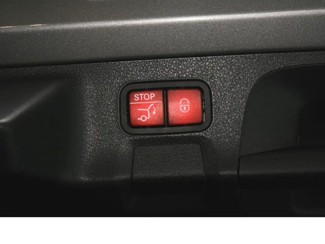 Mercedes-Benz CLA 200 AMG Line