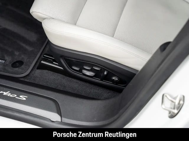 Porsche Taycan Cross Turismo S Turbo