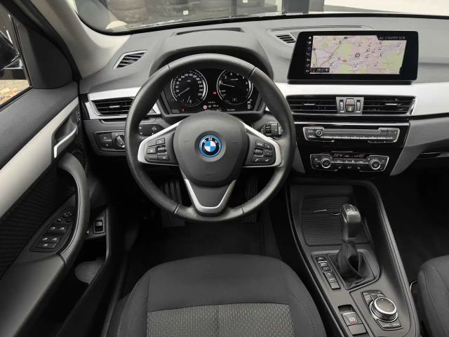 BMW X1 xDrive25e