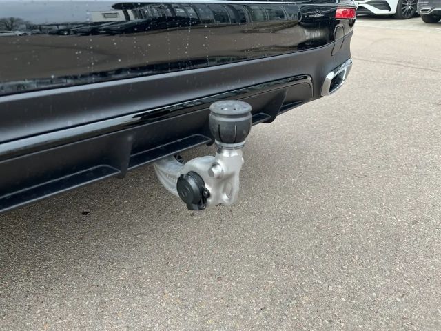 Mercedes-Benz E 220 E 220 d Estate