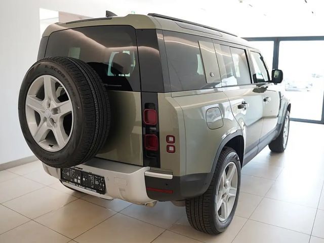 Land Rover Defender P400e