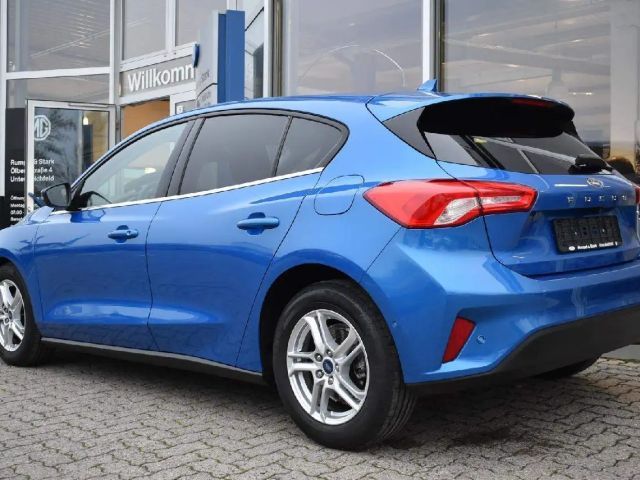 Ford Focus Cool & Connect