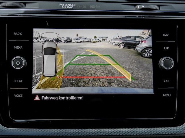 Volkswagen Touran 2.0 TDI DSG IQ.Drive