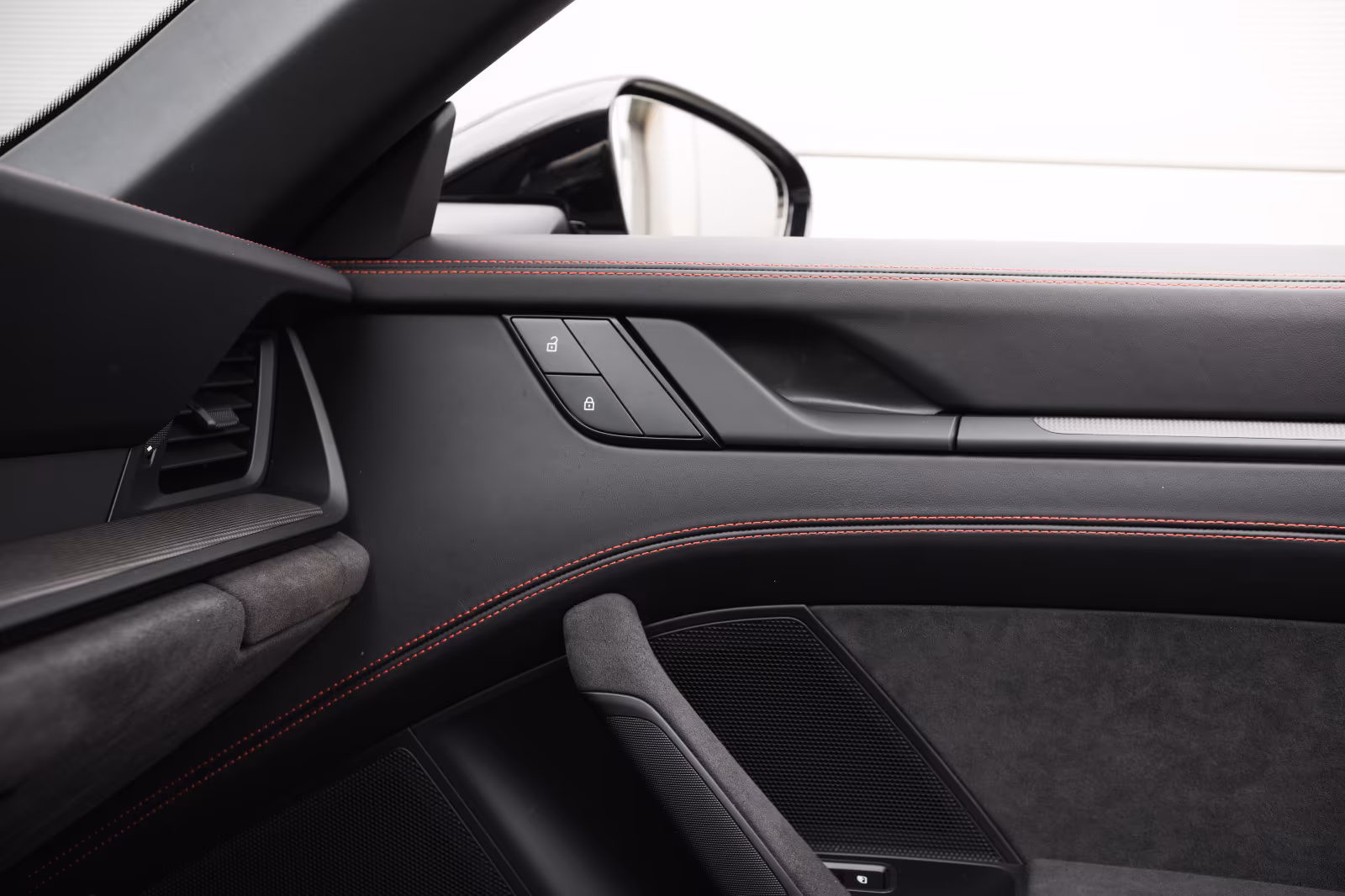 Porsche 911 992 Cabriolet Carrera GTS