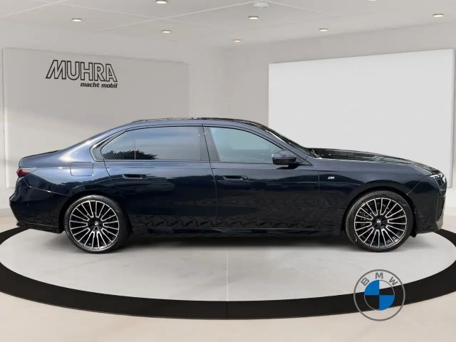 BMW 740 740d M-Sport Sedan xDrive