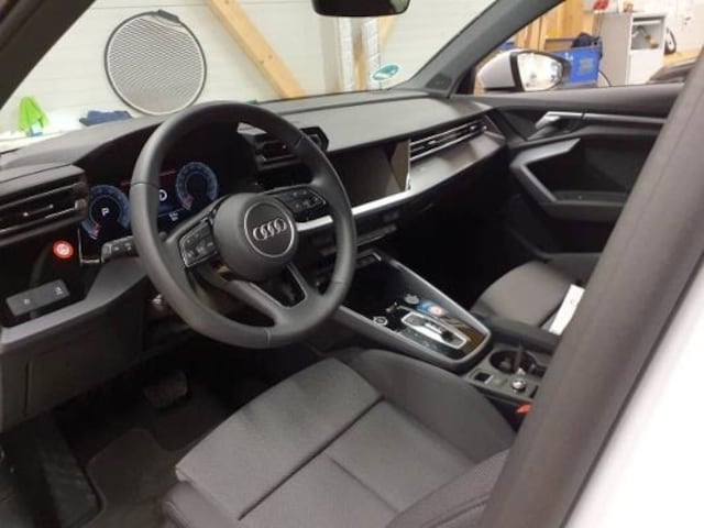 Audi A3 35 TFSI S-Line S-Tronic Sportback