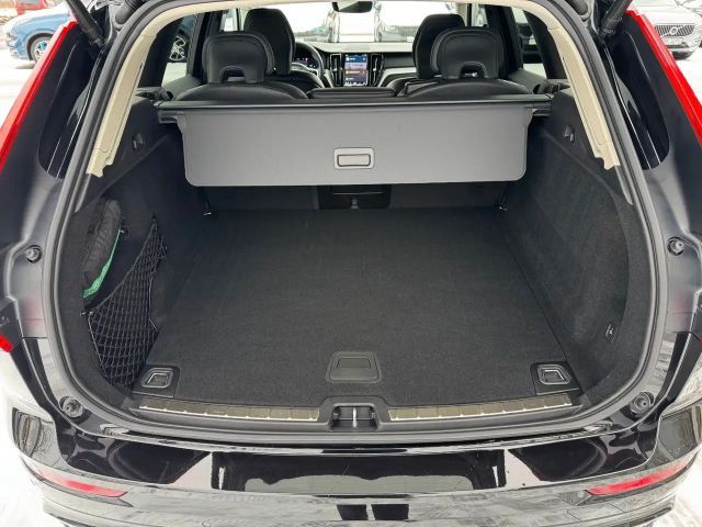 Volvo XC60 Dark Plus