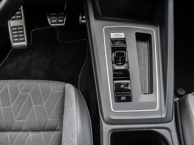 Volkswagen Golf DSG Life Variant