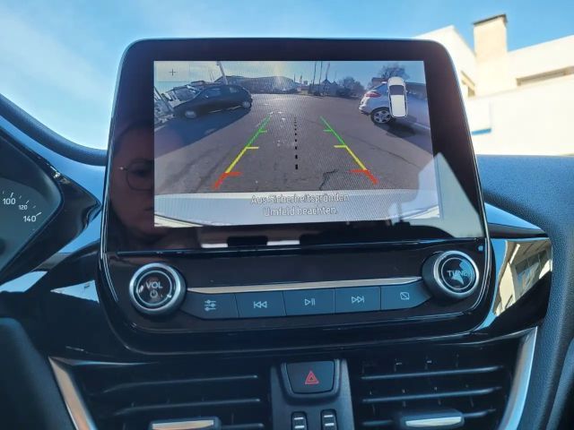 Ford Fiesta C&C *Navi/ Kamera/ LED/ Winter-P.*