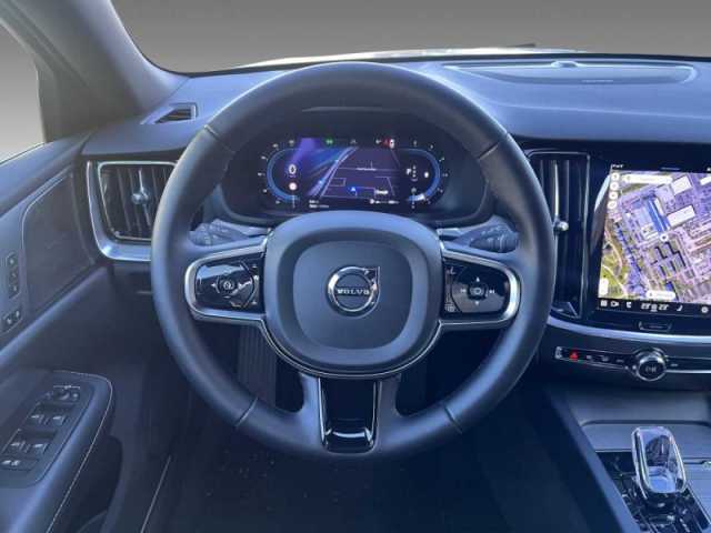 Volvo V60 Cross Country AWD Plus