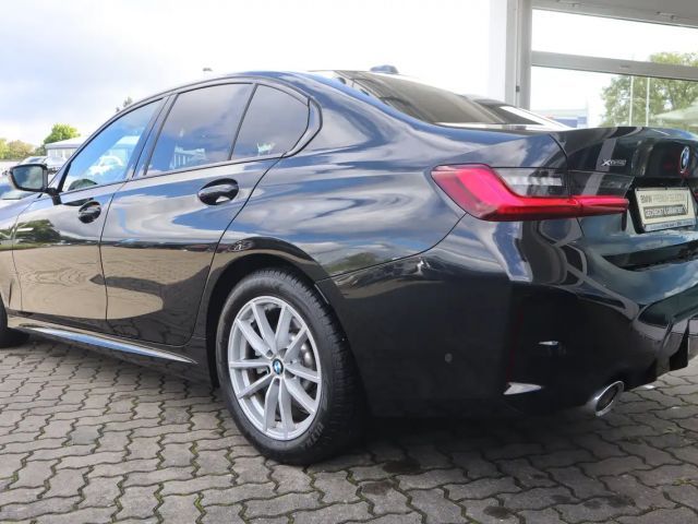 BMW 330 330i M-Sport Sedan xDrive