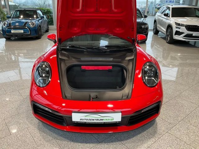 Porsche 992 4 Carrera Coupé