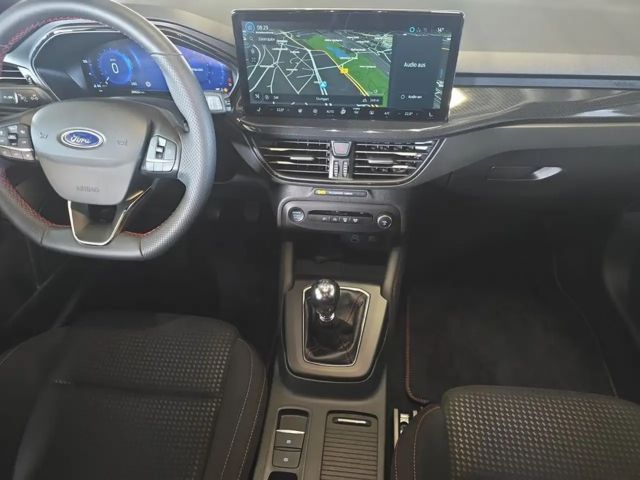 Ford Focus EcoBoost ST Line Wagon