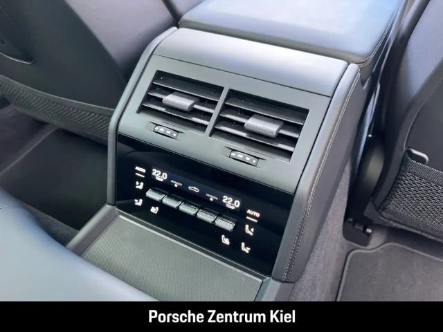 Porsche Panamera 4 E-Hybrid