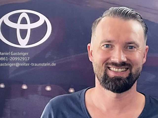 Toyota RAV4 4x2 Hybride Team D