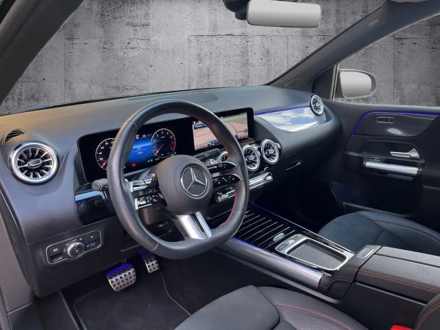 Mercedes-Benz B 200 AMG Line