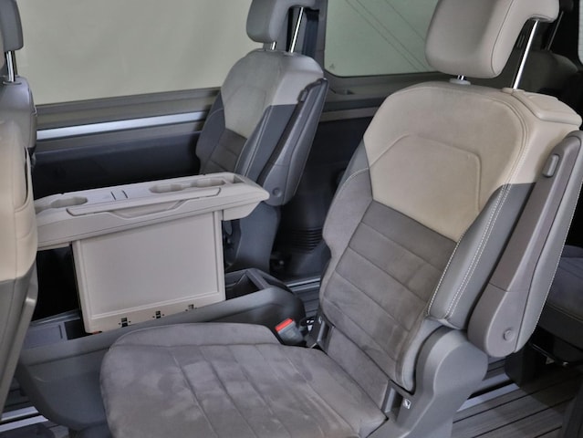 Volkswagen Multivan DSG Lang Style T7