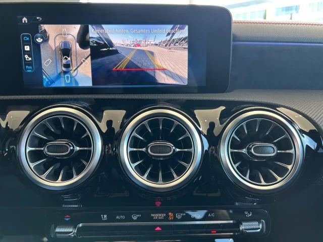 Mercedes-Benz CLA 220 AMG Line CLA 220 d Coupé