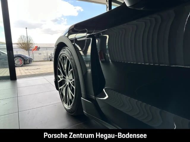 Porsche Taycan 4S Cross Turismo