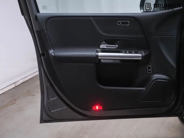 Mercedes-Benz B 200 Progressive