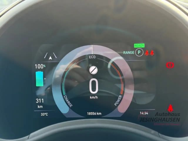 Fiat 500e +Klimaaut.+Tempomat+CarPlay+Spurhalte Navi Digital