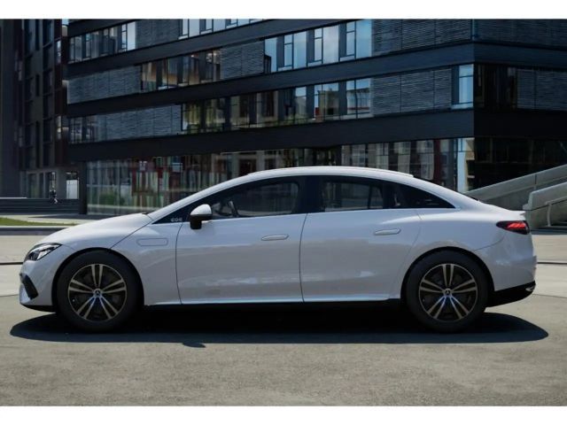 Mercedes-Benz EQE 300 Sedan