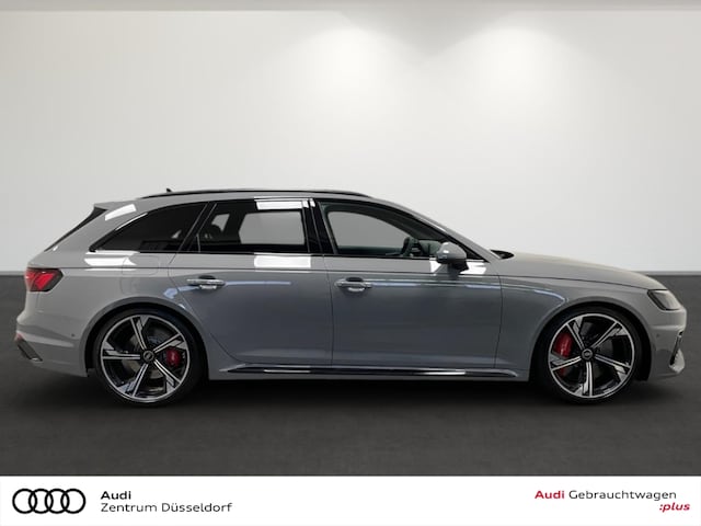Audi RS4 Avant Quattro