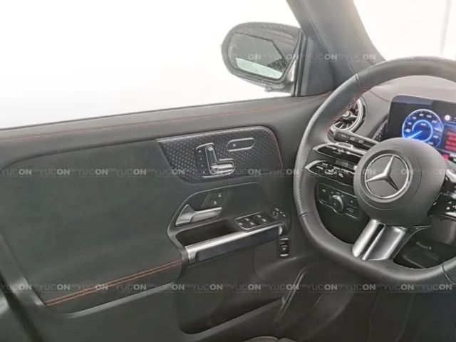 Mercedes-Benz EQB 300 4MATIC AMG Line