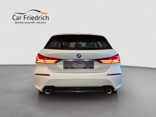 BMW 120 120d Sedan Sport Line