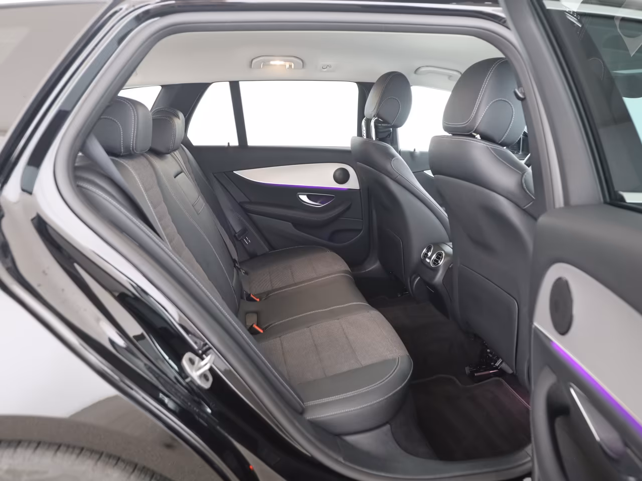 Mercedes-Benz E 220 AVANTGARDE E 220 d Estate