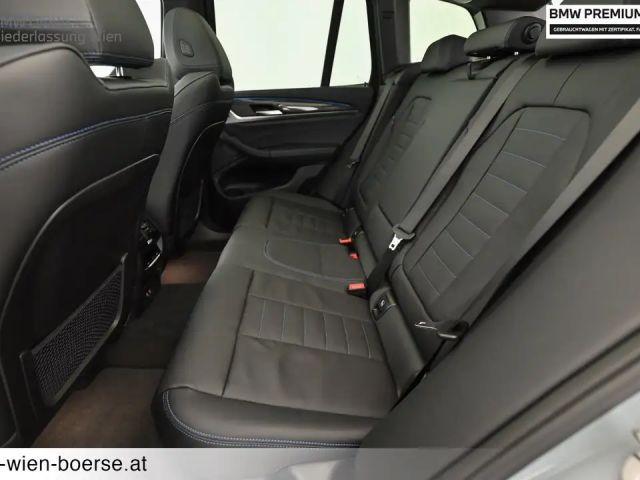 BMW X3 xDrive30e