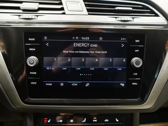 Volkswagen Touran 1.5 TSI DSG