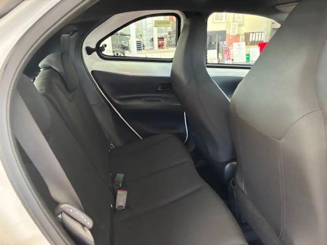 Toyota Aygo X Hatchback Play X-play