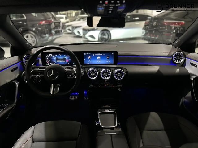 Mercedes-Benz CLA 200 AMG Line Coupé