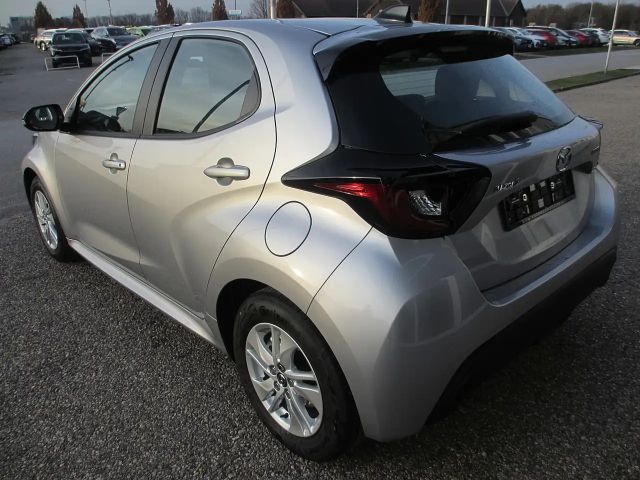 Mazda 2 Mazda2 Hybrid Centre Line