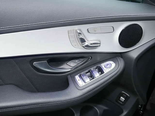 Mercedes-Benz GLC 200 AMG Line Coupé