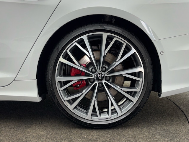 Audi S6 Avant Quattro