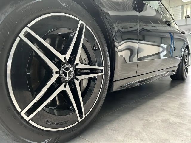 Mercedes-Benz C 300 AMG Line C 300 d Sedan